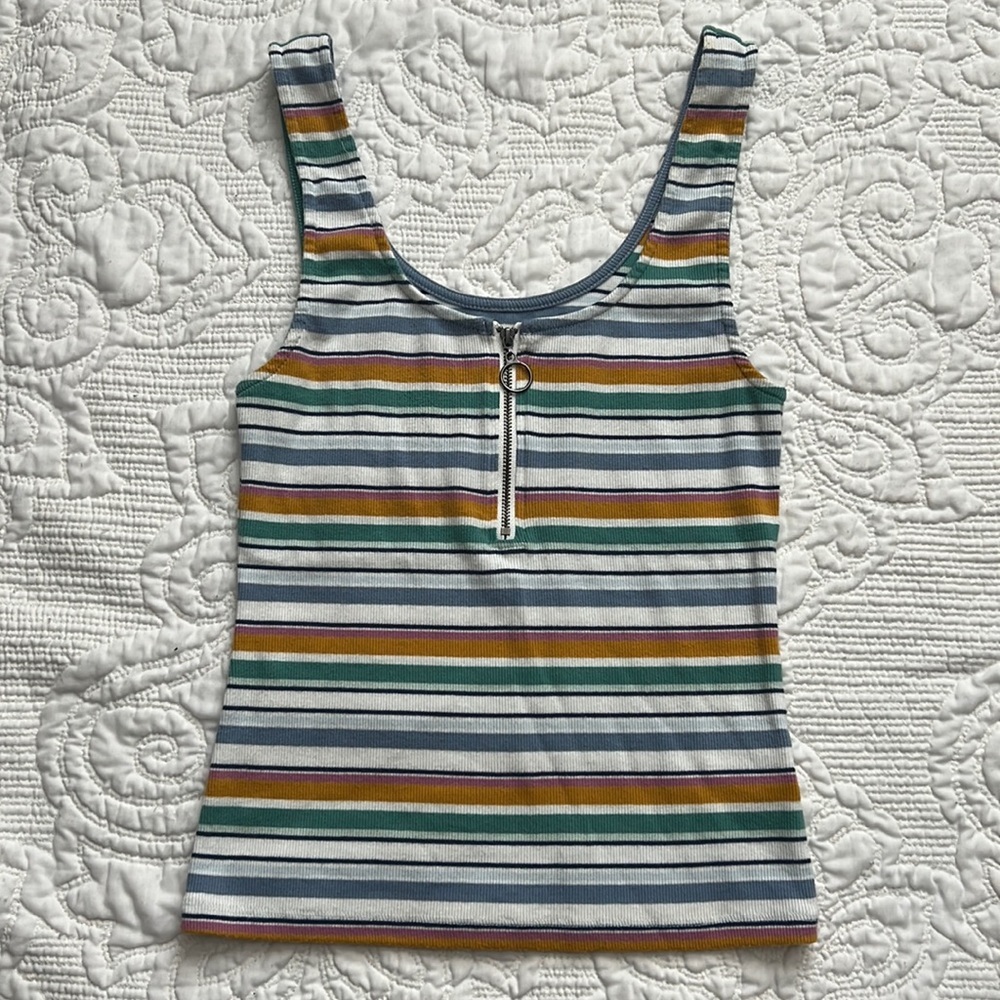 Aeropostale Tank Top Size Medium